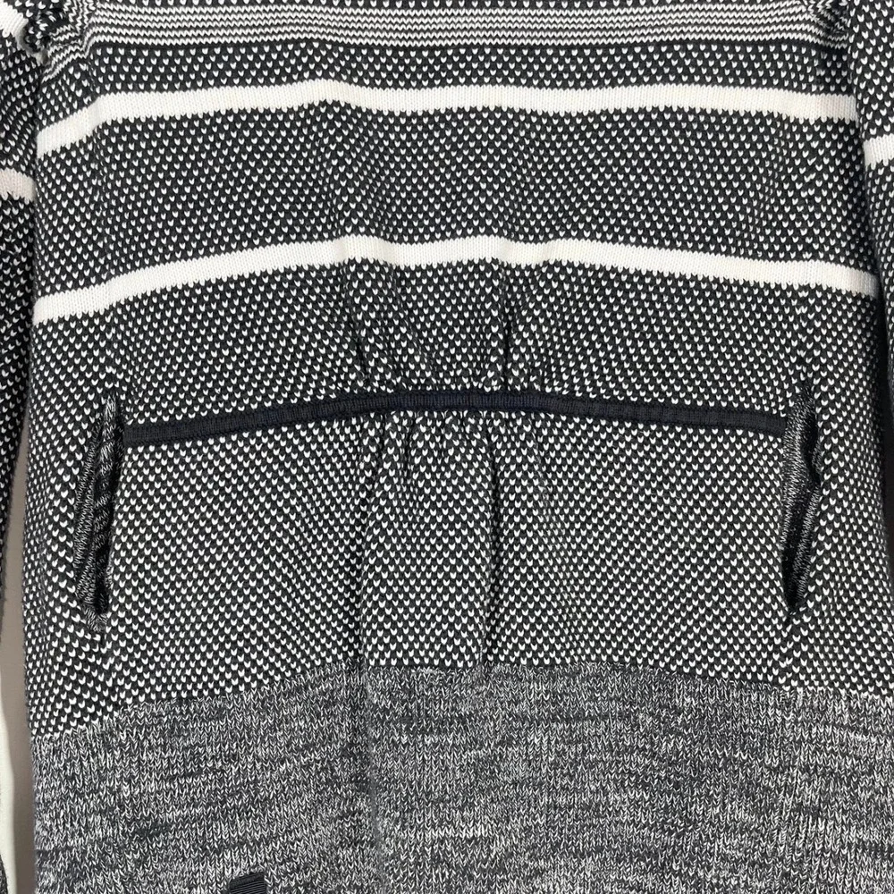 Ivivva Lululemon Feeling Toasty Wrap Sweater Girls 12 Black White Stripe Texture